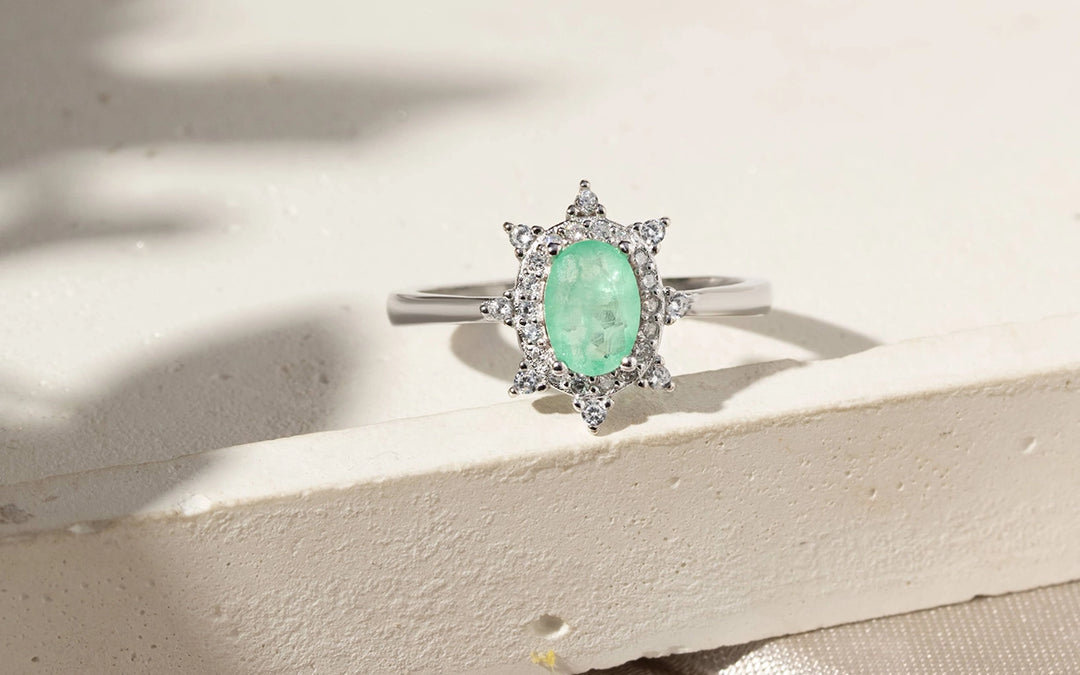 Bright Petite Oval Colombian Emerald Fusion & CZ Ring, 925 Sterling Silver