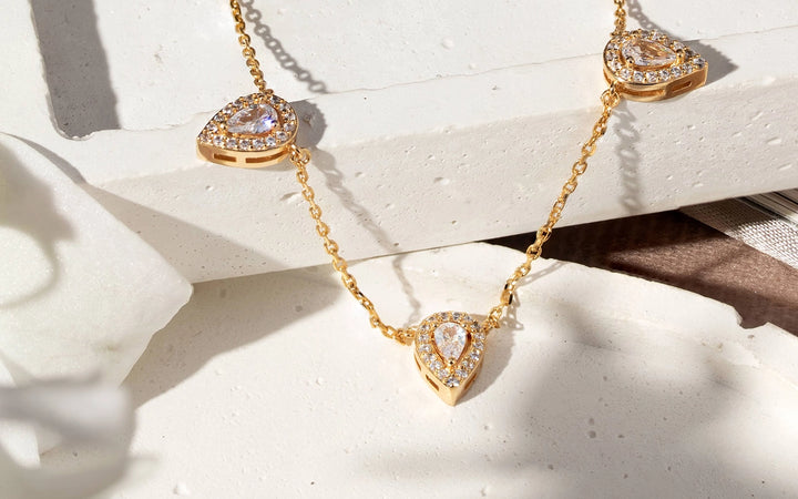 Bright White Cubic Zirconia Drops Necklace 45cm, 18k Gold Plated