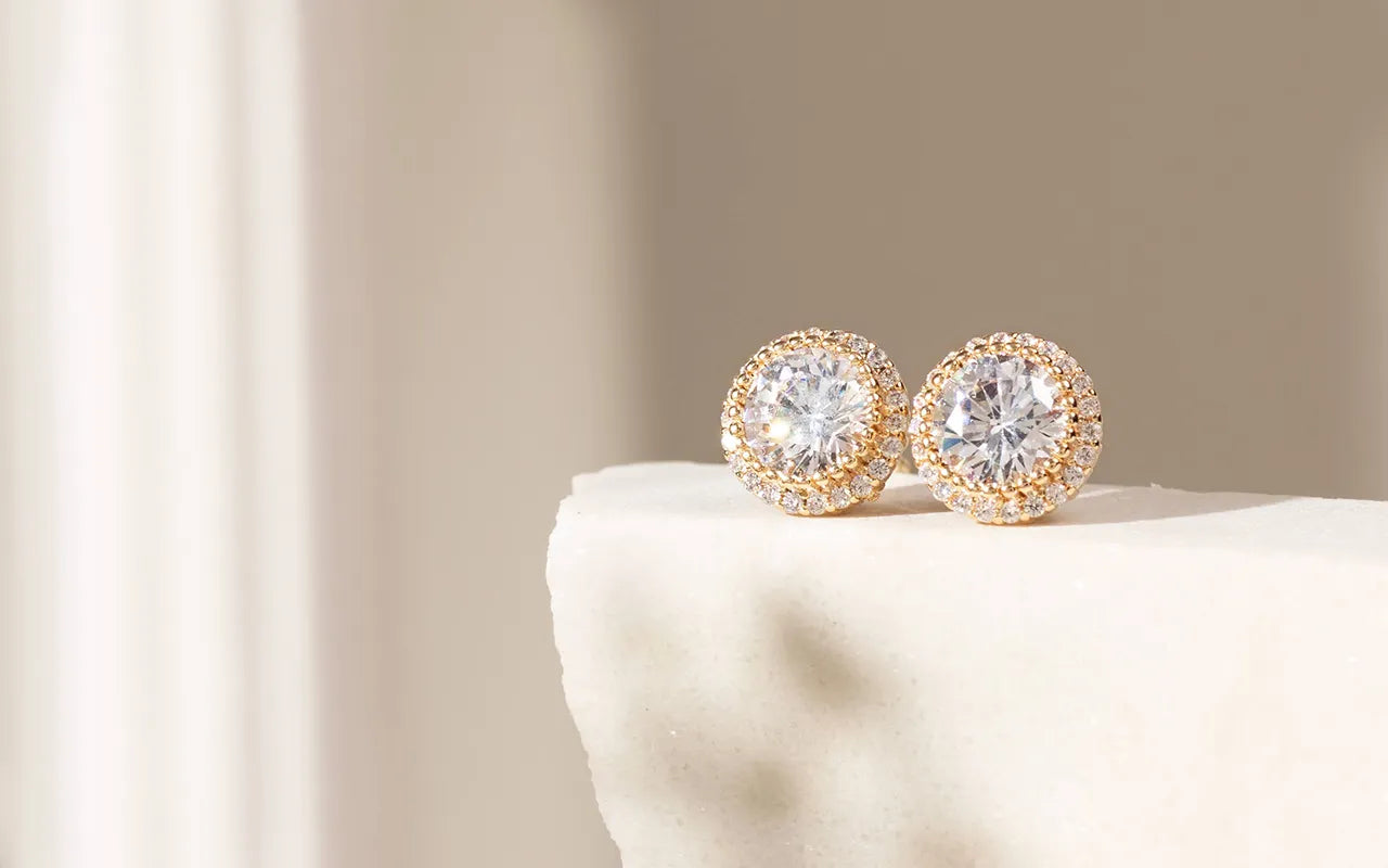 Round stud earrings with white zirconia 18k gold plated Elladora Store Australia